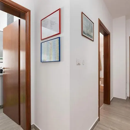 Apartment Jedro *