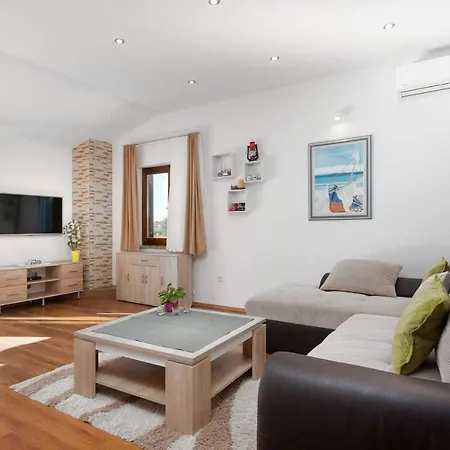 Apartment Jedro