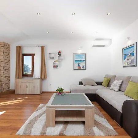 Jedro Apartment *